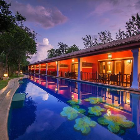 Lagoon Bay Hotel At Leonia Secundurabad Buitenkant foto
